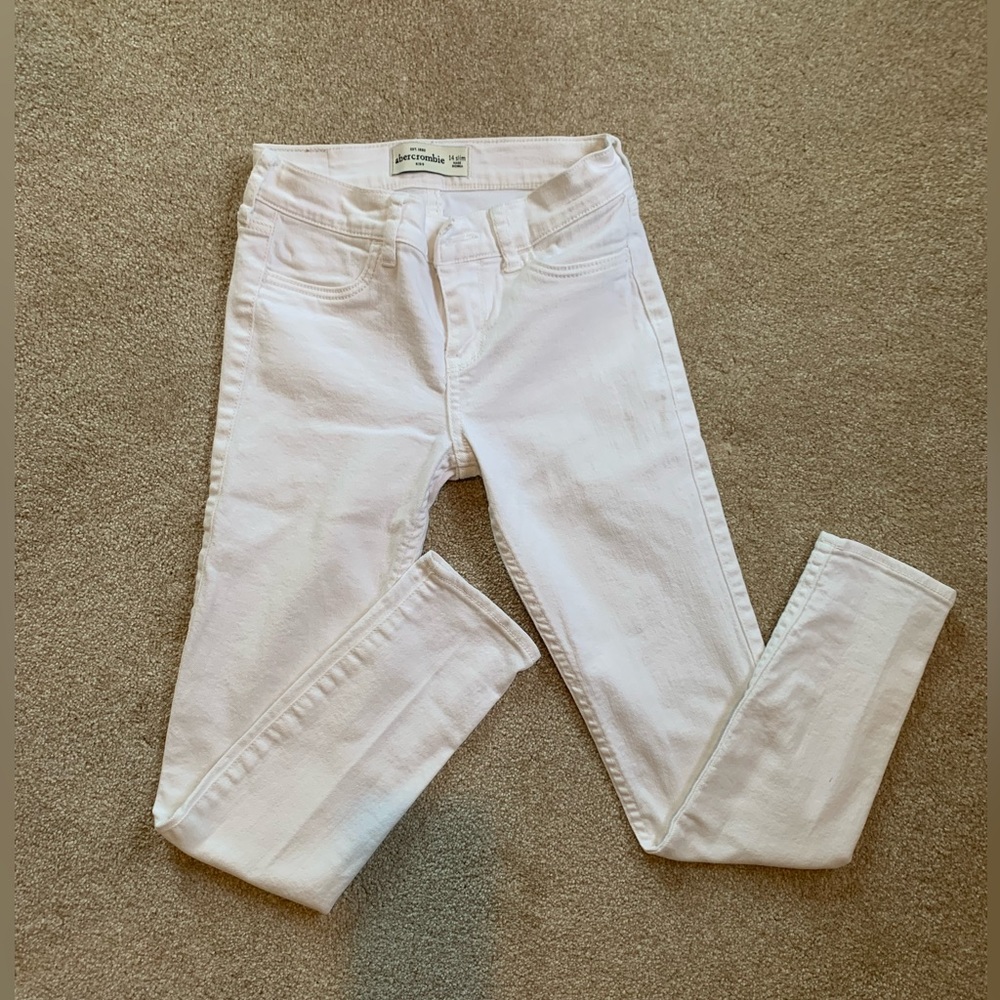 White Abercrombie kids skinny jeans